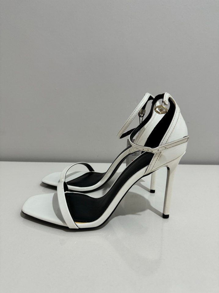 Beyaz Minimalist Topuklu Kadın Sandalet - Görsel 5