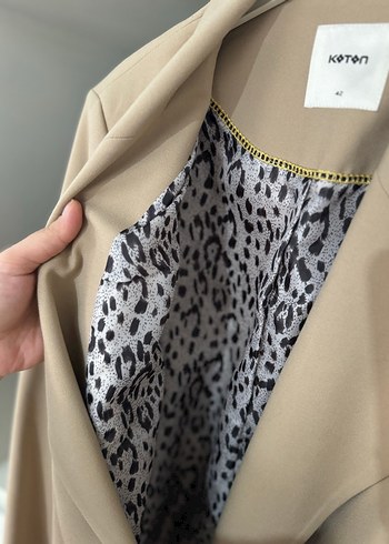 Bej Kemerli Kadın Blazer Ceket - Görsel 6