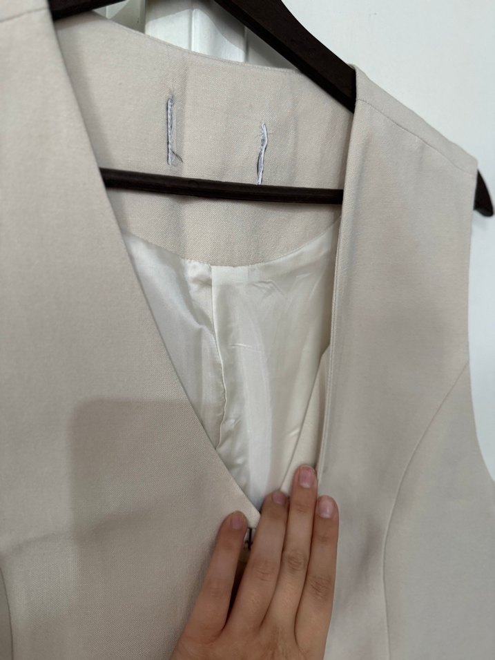 Bej Düğmeli Kolsuz Midi Hamile Ceketi - Görsel 2