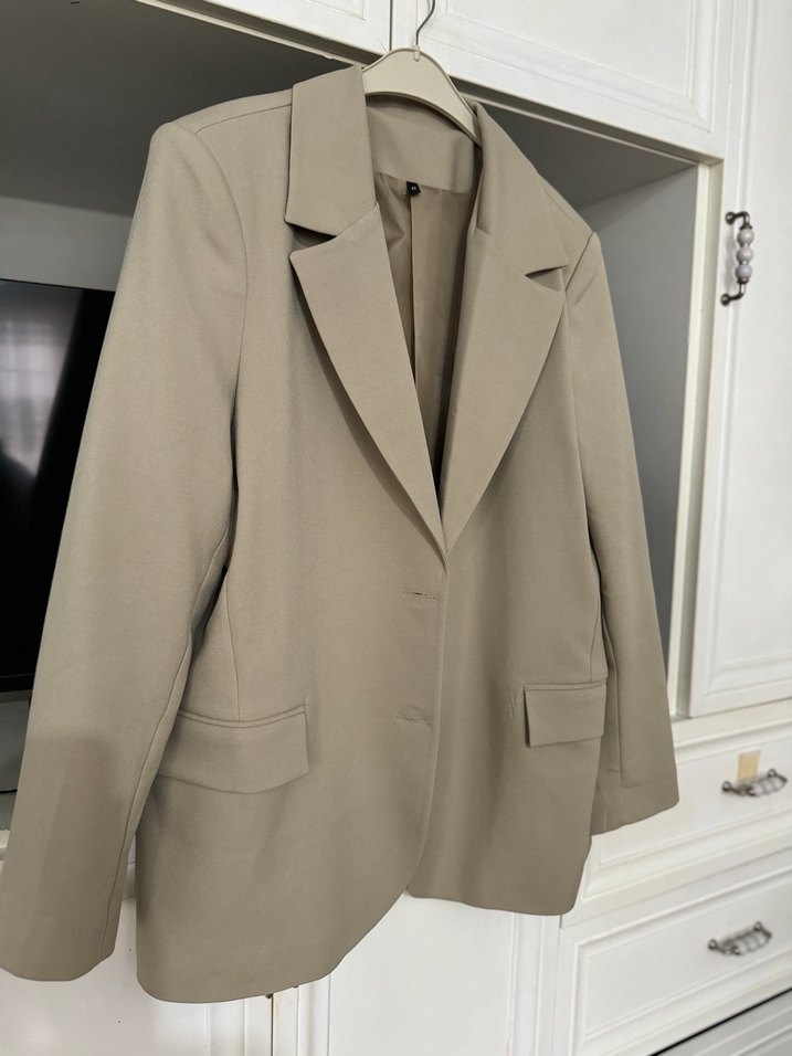 Bej Düğmeli Kadın Blazer Ceket - Görsel 2