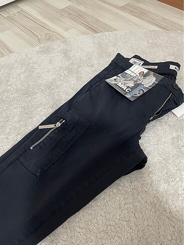 Zara Etiketlidir