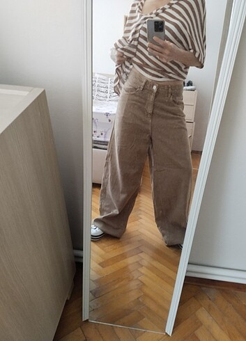 s Beden STRADIVARIUS SKATER FIT JEAN