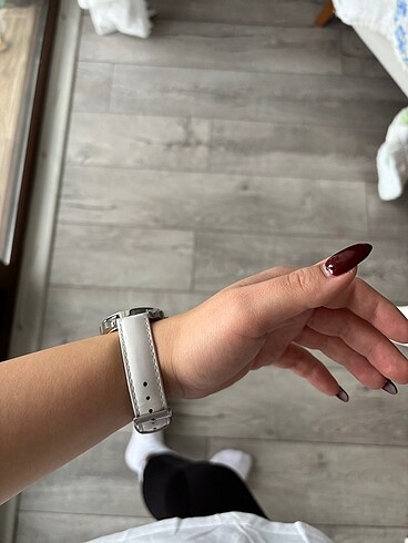 Beden GUESS SAAT