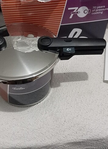 Fissler düdüklü tencere 4.5 litre 70.yıl