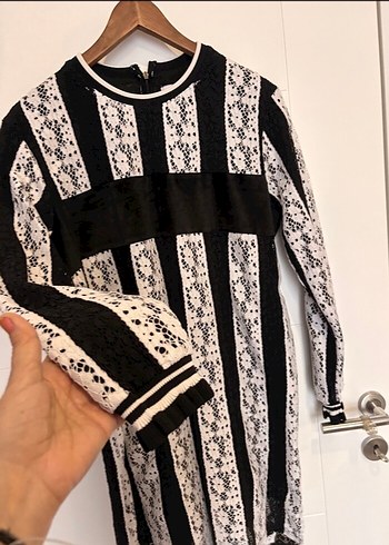 Dantel Detaylı Zebra Desenli Kadın Triko Elbise
