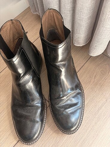40 Beden siyah Renk Dünya markası sağlam