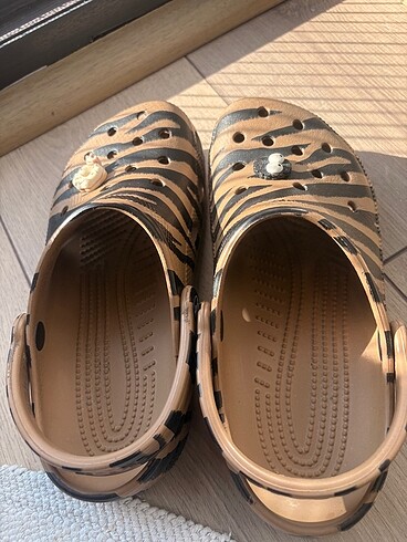 Crocs Dünya markası harika desen