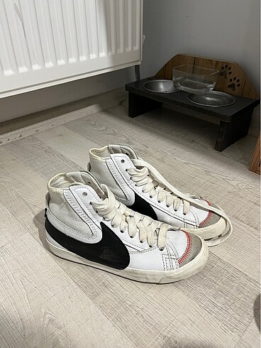 NİKE BLAZER JUMBO