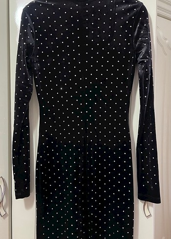 Pul İşlemeli Siyah Uzun Kollu Elbise - Görsel 2