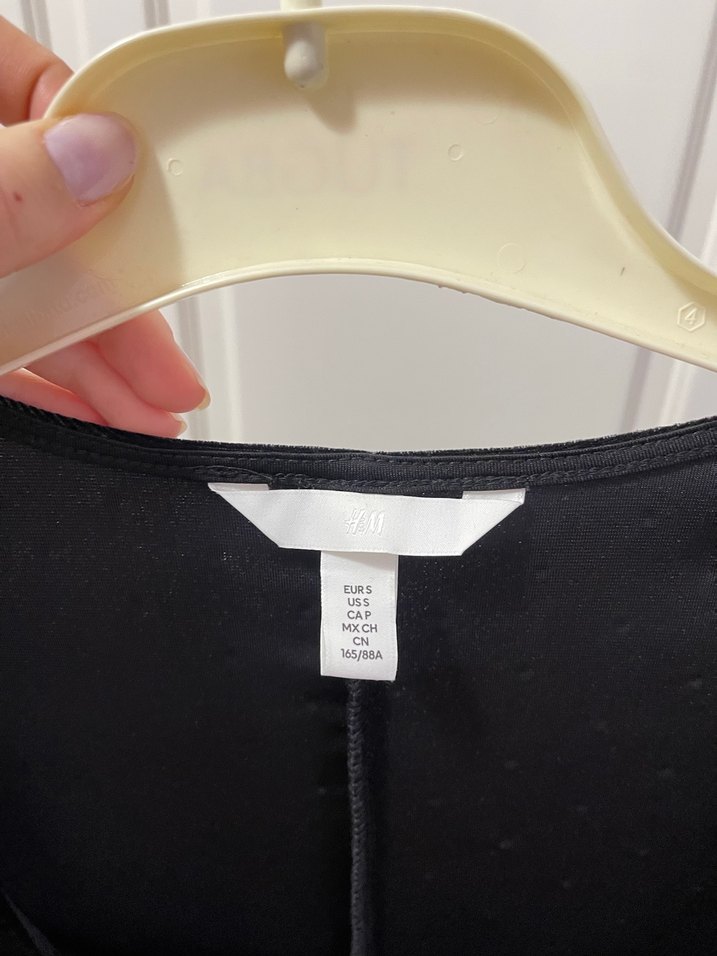 Pul İşlemeli Siyah Uzun Kollu Elbise - Görsel 3