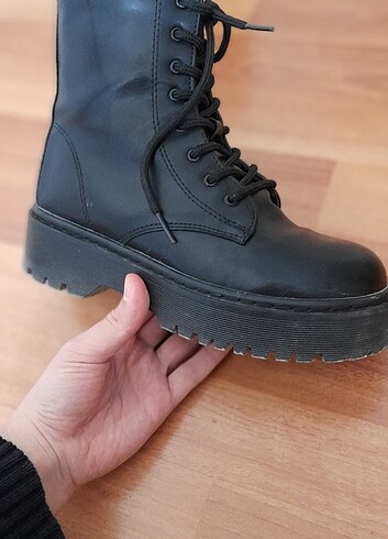 LC Waikiki Kadın bot