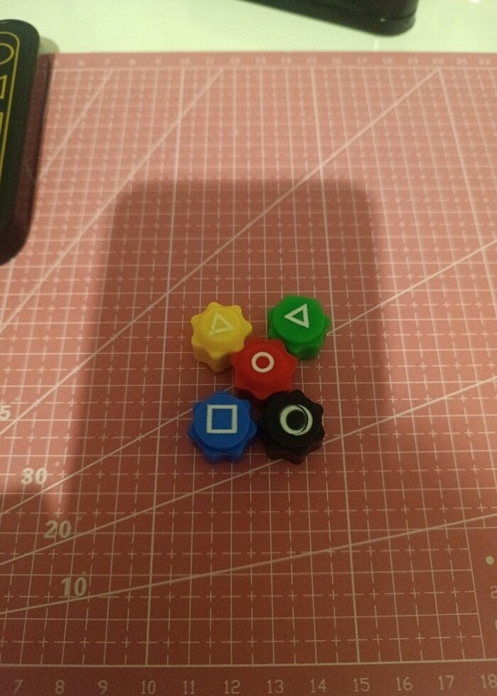 Squid Game 5 taş - Görsel 3