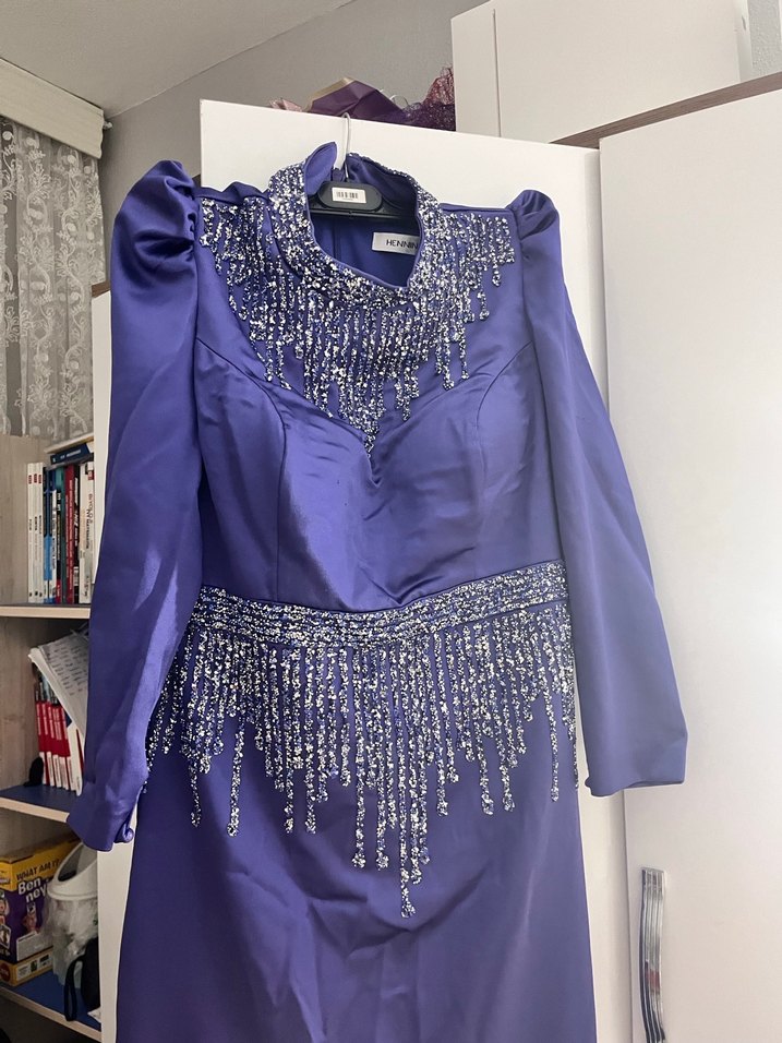 BÜYÜK BEDEN Uzun Kollu Mor Nakışlı Abiye Elbise - Görsel 3