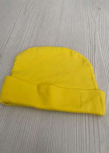 H&M Sarı Bere