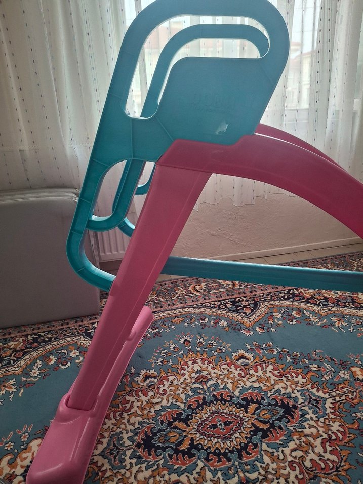 Renkli Pembe Çocuk Kaydırağı - Görsel 2