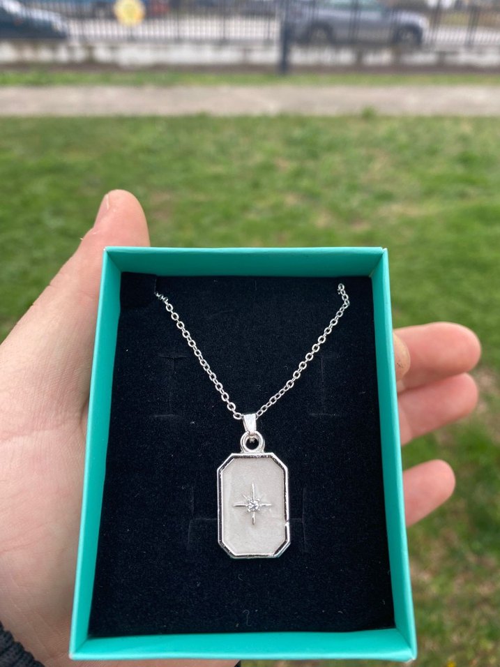 Yıldız Mineli Kolye Gümüş Rengi - Görsel 2