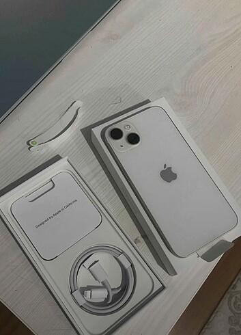 Apple 13 düz 256 Garantili Türkiye Cihazi  - Görsel 6