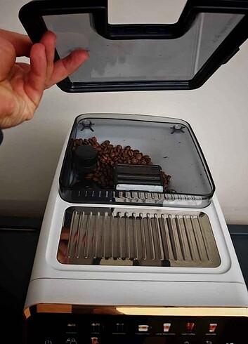 Phillips tam otomatik 20 çeşit kahve  - Görsel 4