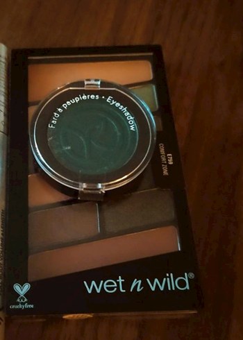 Wet n wild