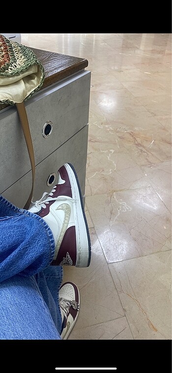 37,5 Beden Air Jordan 1 Low SE 'Lunar New Year