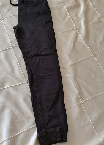 LC Waikiki Siyah Kemerli Erkek Kot Pantolon