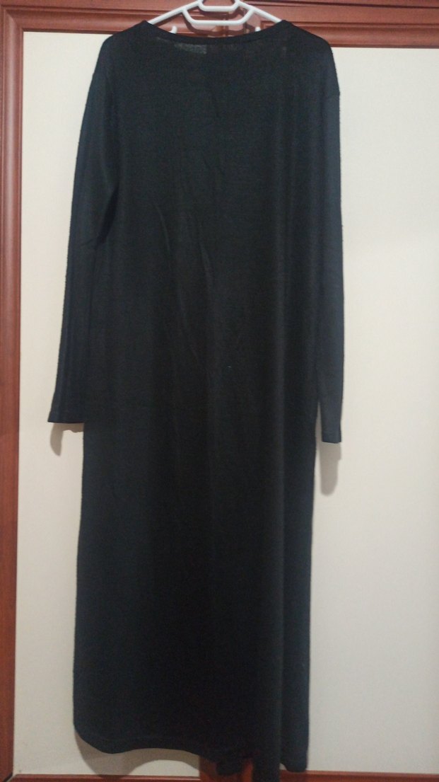 Siyah Uzun Kollu Kadın Uzun Boy Hırka - Görsel 3