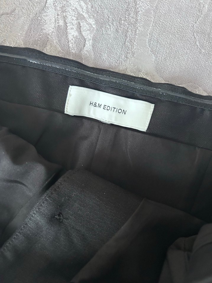 H&M Siyah Straplez Düğmeli Midi keten Büstiyer - Görsel 2