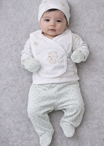 Beyaz Nakışlı Bebek Kız Hastane Kıyafeti - Görsel 3