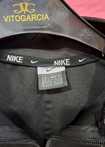 Nike Nike Siyah Yarım Fermuarlı Kadın Sweatshirt