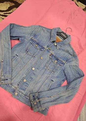levis s