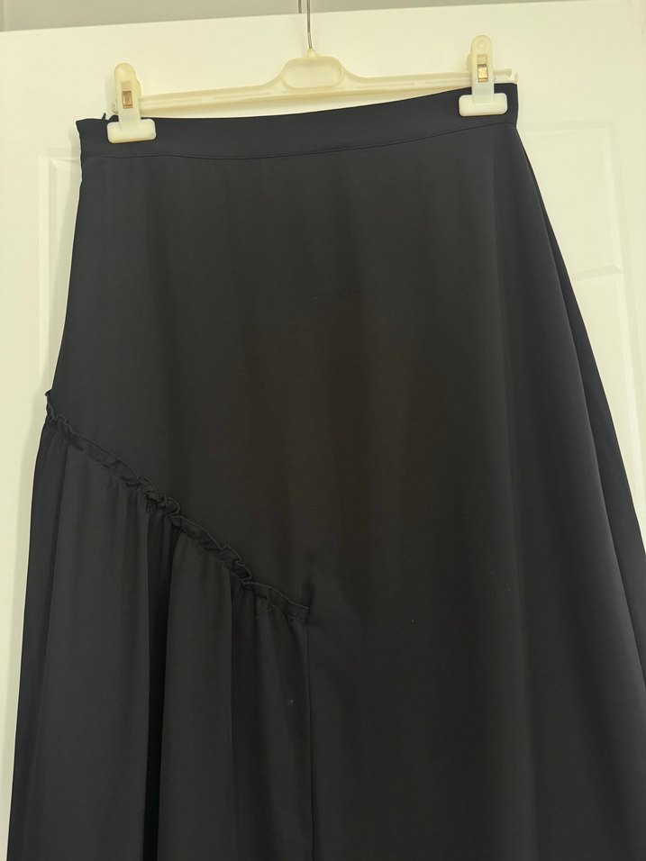 Drapeli Siyah Uzun Kadın Etek - Görsel 2