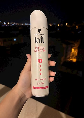 Taft saç spreyi