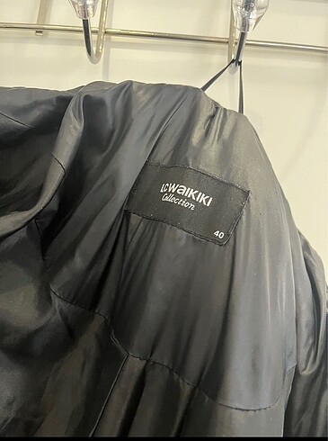 LC Waikiki LCW Siyah Şişme Mont 40