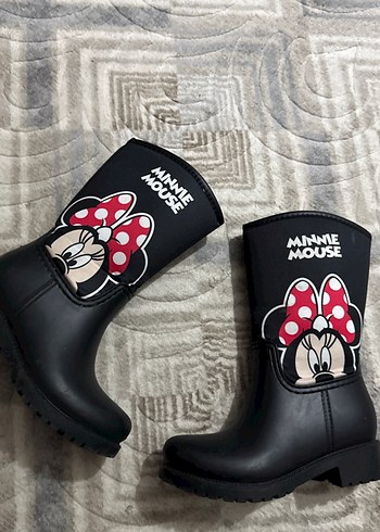 Kız Çocuk Minnie Mouse Desenli Kürklü Bot - Görsel 2