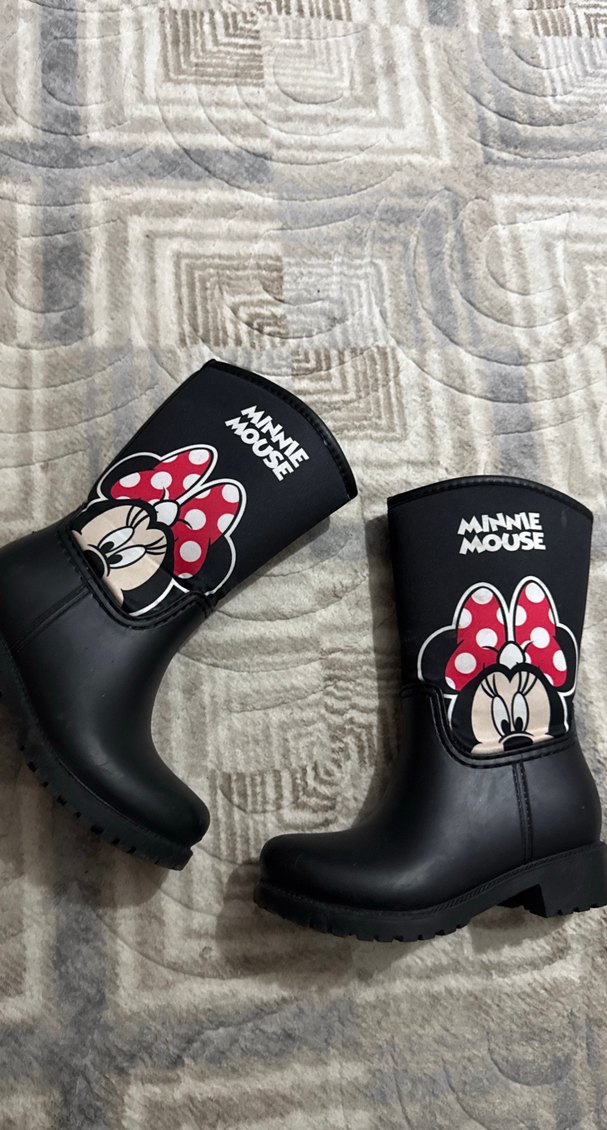 Kız Çocuk Minnie Mouse Desenli Kürklü Bot - Görsel 2