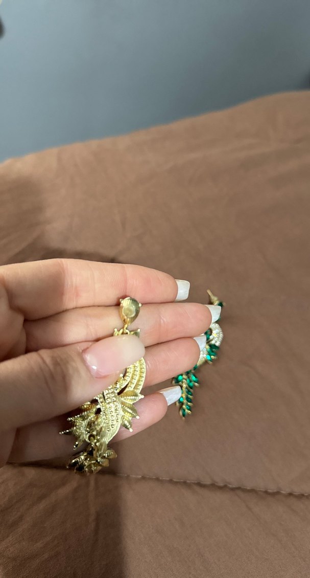 Turkuaz Payetli Yılan Desenli Uzun Küpe - Görsel 3