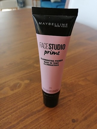 maybelline makyaj bazı
