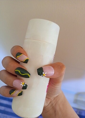 Nail artlı takma tırnak - Görsel 3