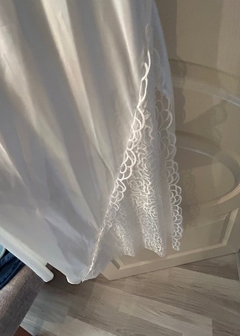 Beyaz İnce Askılı Uzun Kadın Gecelik - Görsel 3