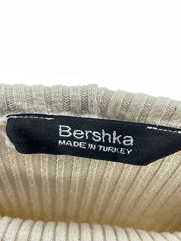 universal Beden çeşitli Renk Bershka Kazak / Triko %70 İndirimli.