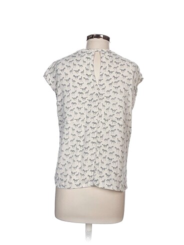 44 Beden H&M Bluz %70 İndirimli.