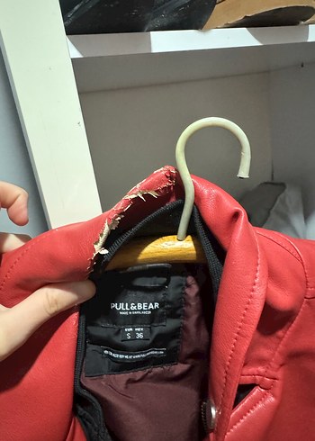 Pull and Bear Kırmızı Deri Kadın Ceket Pull and Bear