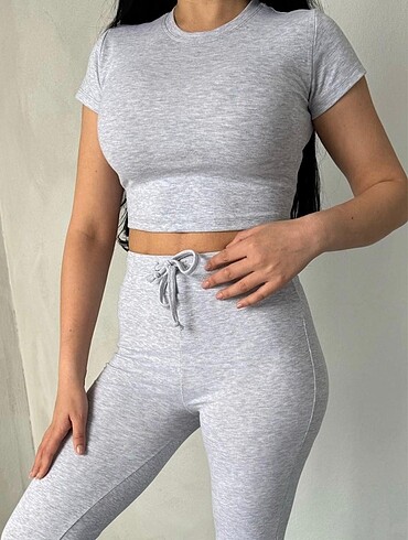 m Beden Bershka takım