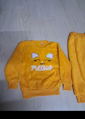 Kız Çocuk Sarı Peluş Sweatshirt ve Eşofman Takımı - Görsel 2