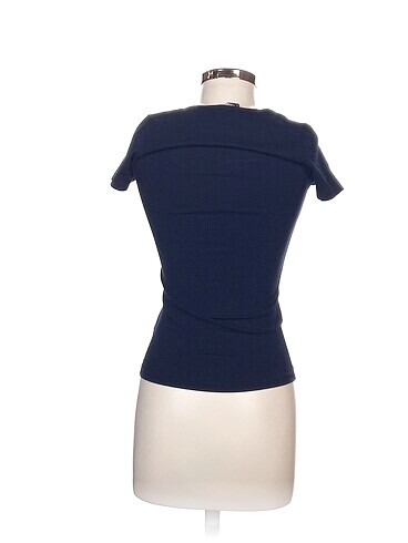 36 Beden Softone T-shirt %70 İndirimli.