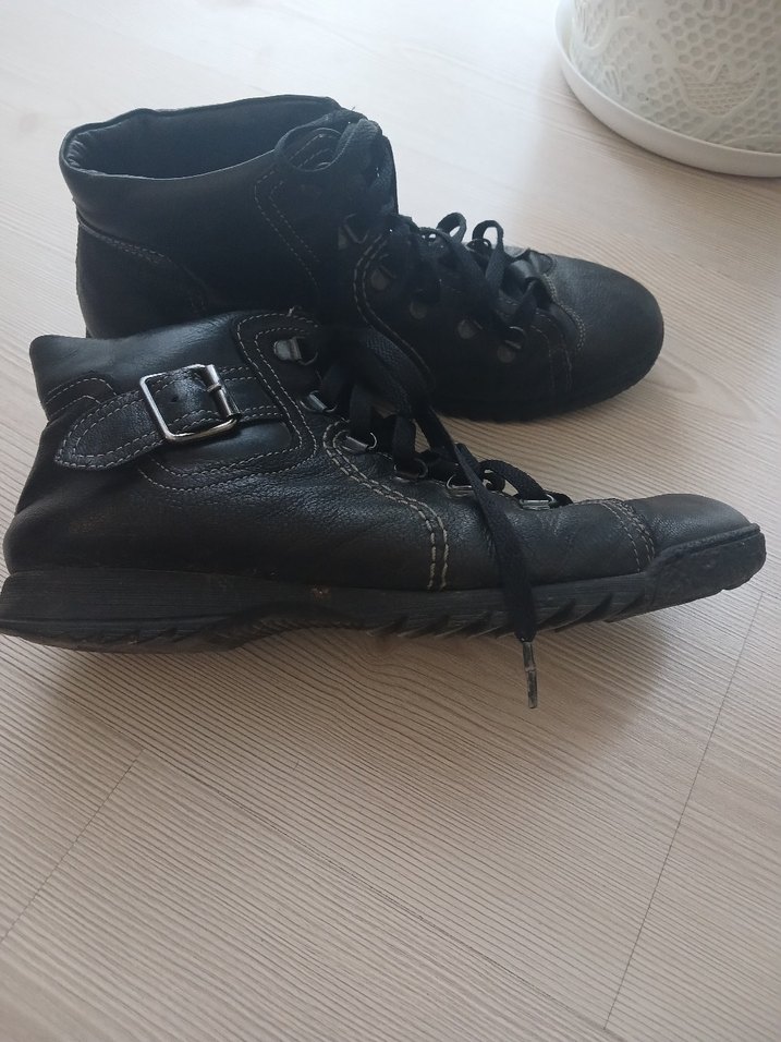 Siyah Erkek bot - Görsel 2