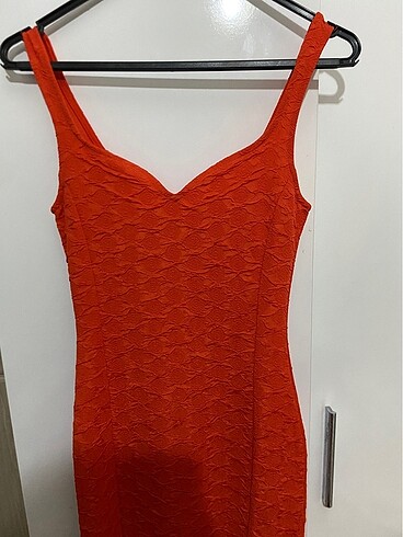 H&M kırmızı elbise