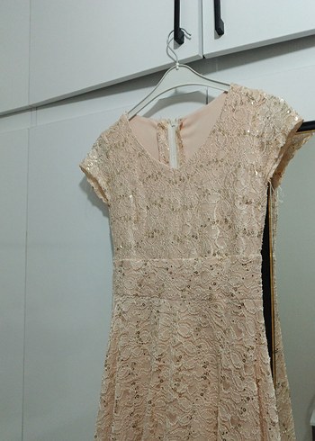 Bej Dantelli V Yakalı Uzun Abiye Elbise - Görsel 5