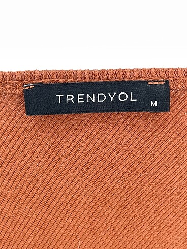 m Beden çeşitli Renk Trendyol & Milla Bluz %70 İndirimli.