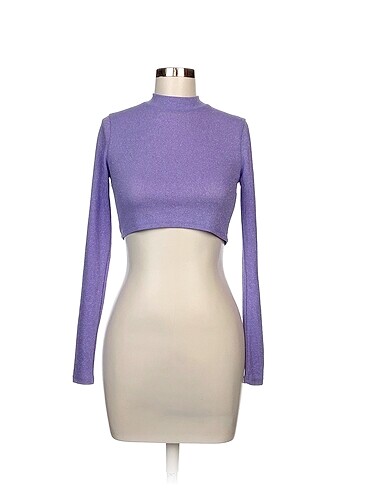 Pull and Bear Bluz %70 İndirimli.